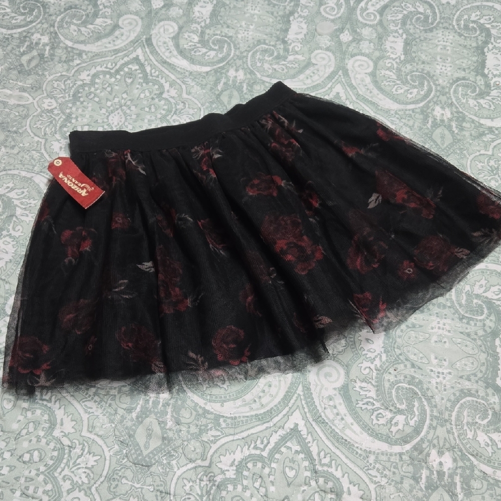 Elegant Black Floral Skirt